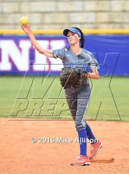Thumbnail 1 in Sale Creek vs Red Bank photogallery.