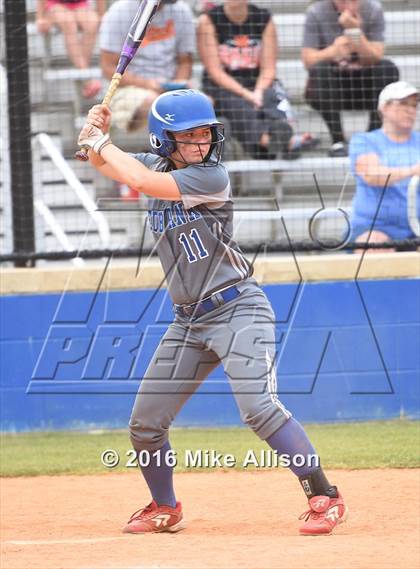 Thumbnail 2 in Sale Creek vs Red Bank photogallery.