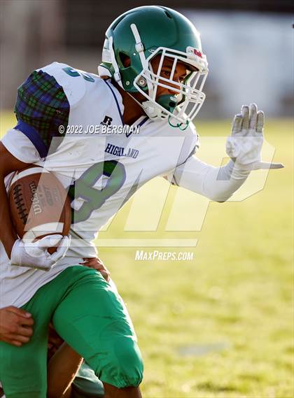 Thumbnail 3 in Highland @ Tehachapi photogallery.