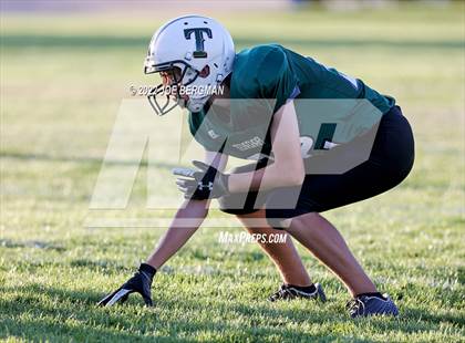 Thumbnail 3 in Highland @ Tehachapi photogallery.