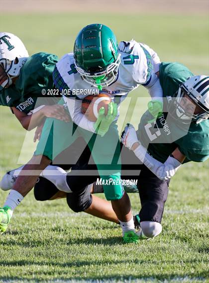 Thumbnail 2 in Highland @ Tehachapi photogallery.