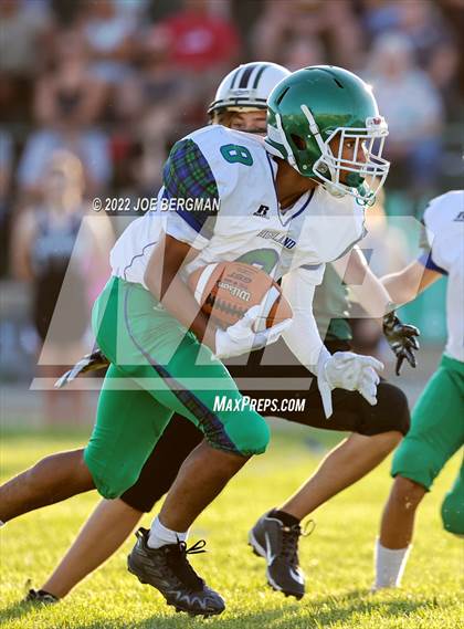 Thumbnail 3 in Highland @ Tehachapi photogallery.