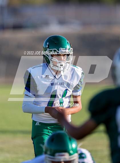 Thumbnail 2 in Highland @ Tehachapi photogallery.
