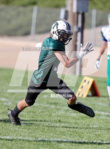 Thumbnail 2 in Highland @ Tehachapi photogallery.
