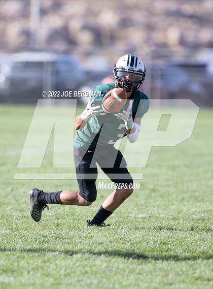 Thumbnail 3 in Highland @ Tehachapi photogallery.