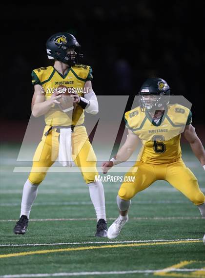 Thumbnail 1 in Independence @ San Marin (CIF State D5-AA Championship) photogallery.