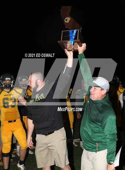 Thumbnail 3 in Independence @ San Marin (CIF State D5-AA Championship) photogallery.