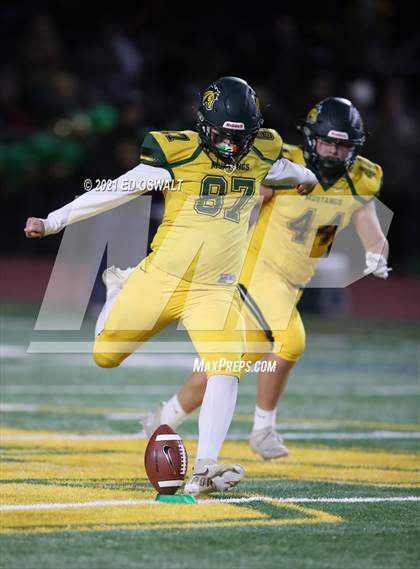 Thumbnail 1 in Independence @ San Marin (CIF State D5-AA Championship) photogallery.
