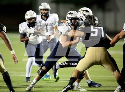 Thumbnail 3 in Keller vs Fossil Ridge photogallery.