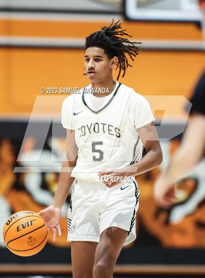 Thumbnail 1 in Grant vs Calabasas (So Cal Christmas Classic) photogallery.
