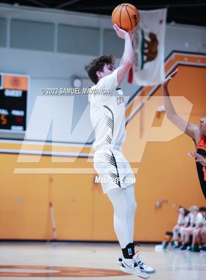 Thumbnail 1 in Grant vs Calabasas (So Cal Christmas Classic) photogallery.
