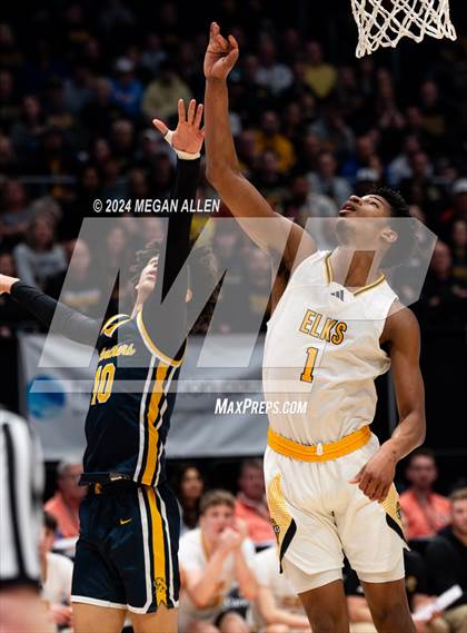 Thumbnail 1 in Centerville vs. Whitmer (OHSAA Division 1 Semifinal) photogallery.