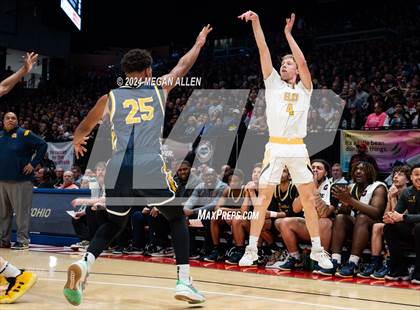 Thumbnail 3 in Centerville vs. Whitmer (OHSAA Division 1 Semifinal) photogallery.