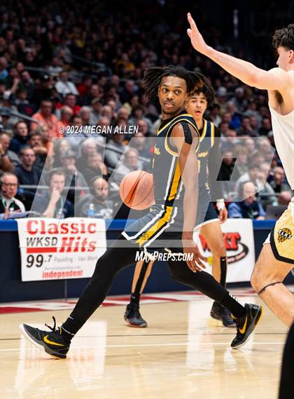 Thumbnail 2 in Centerville vs. Whitmer (OHSAA Division 1 Semifinal) photogallery.