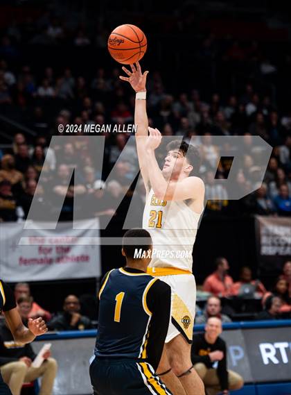 Thumbnail 2 in Centerville vs. Whitmer (OHSAA Division 1 Semifinal) photogallery.