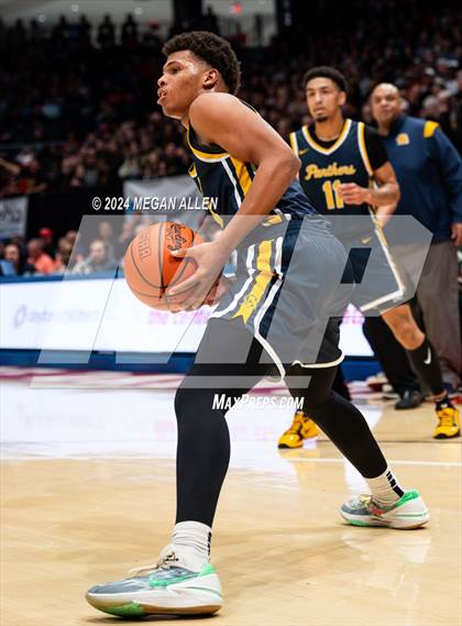 Thumbnail 3 in Centerville vs. Whitmer (OHSAA Division 1 Semifinal) photogallery.