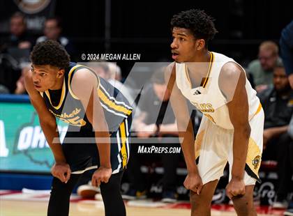 Thumbnail 3 in Centerville vs. Whitmer (OHSAA Division 1 Semifinal) photogallery.