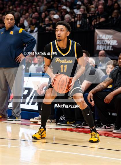 Thumbnail 3 in Centerville vs. Whitmer (OHSAA Division 1 Semifinal) photogallery.