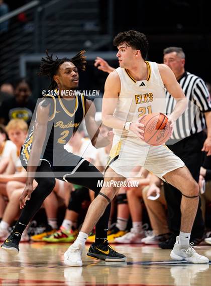 Thumbnail 3 in Centerville vs. Whitmer (OHSAA Division 1 Semifinal) photogallery.