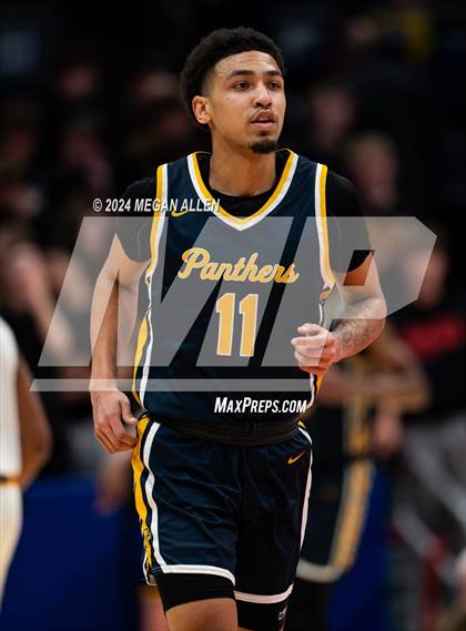 Thumbnail 2 in Centerville vs. Whitmer (OHSAA Division 1 Semifinal) photogallery.