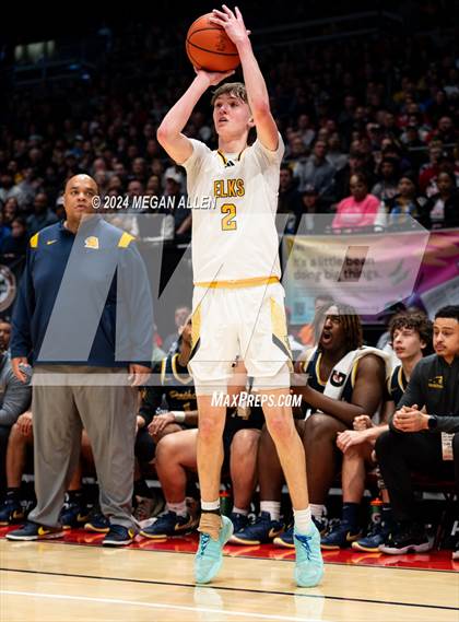 Thumbnail 3 in Centerville vs. Whitmer (OHSAA Division 1 Semifinal) photogallery.