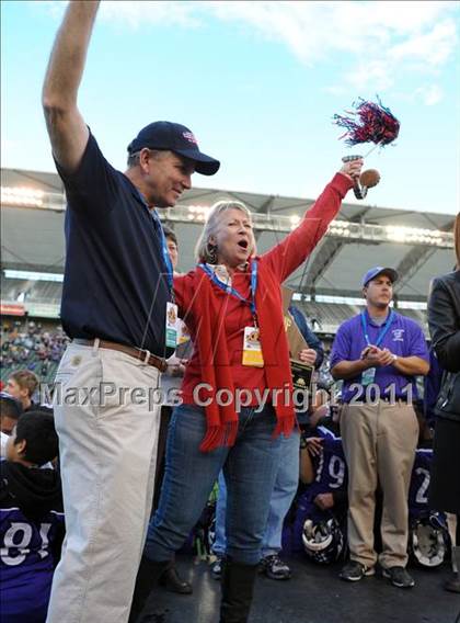 Thumbnail 2 in Campolindo vs. Washington Union (CIF State D3 Final) photogallery.