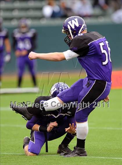 Thumbnail 3 in Campolindo vs. Washington Union (CIF State D3 Final) photogallery.