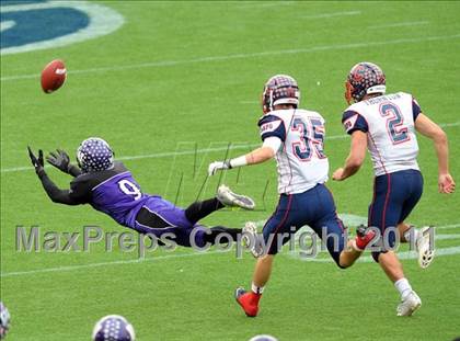 Thumbnail 2 in Campolindo vs. Washington Union (CIF State D3 Final) photogallery.
