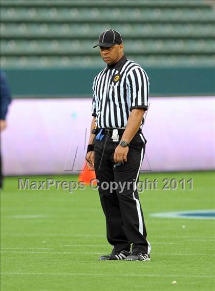 Thumbnail 1 in Campolindo vs. Washington Union (CIF State D3 Final) photogallery.