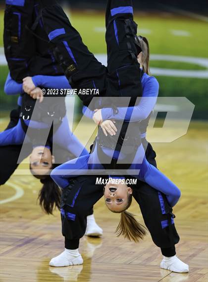 Thumbnail 3 in Rampart CHSAA Spirit Hop Hop photogallery.