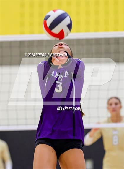Thumbnail 2 in Anna vs. Whitewright (Hwy 75 Volleyfest) photogallery.