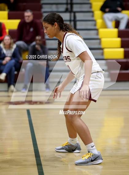 Thumbnail 2 in Pinnacle vs Salpointe Catholic (Salpointe Cactus Clash) photogallery.