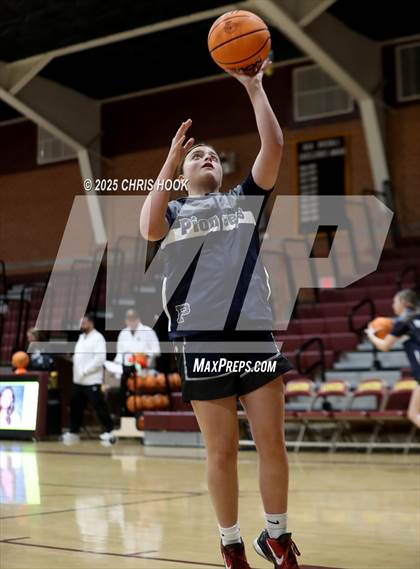 Thumbnail 2 in Pinnacle vs Salpointe Catholic (Salpointe Cactus Clash) photogallery.