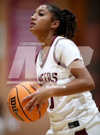 Thumbnail 3 in Pinnacle vs Salpointe Catholic (Salpointe Cactus Clash) photogallery.