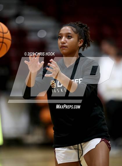 Thumbnail 1 in Pinnacle vs Salpointe Catholic (Salpointe Cactus Clash) photogallery.