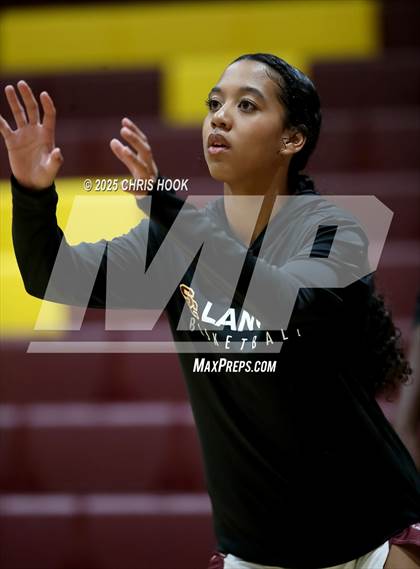 Thumbnail 3 in Pinnacle vs Salpointe Catholic (Salpointe Cactus Clash) photogallery.