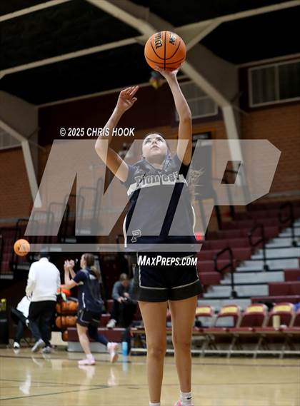 Thumbnail 1 in Pinnacle vs Salpointe Catholic (Salpointe Cactus Clash) photogallery.