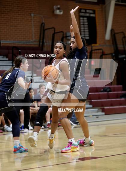 Thumbnail 3 in Pinnacle vs Salpointe Catholic (Salpointe Cactus Clash) photogallery.