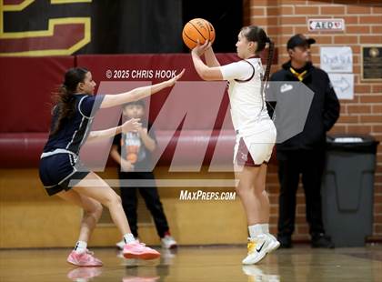 Thumbnail 3 in Pinnacle vs Salpointe Catholic (Salpointe Cactus Clash) photogallery.