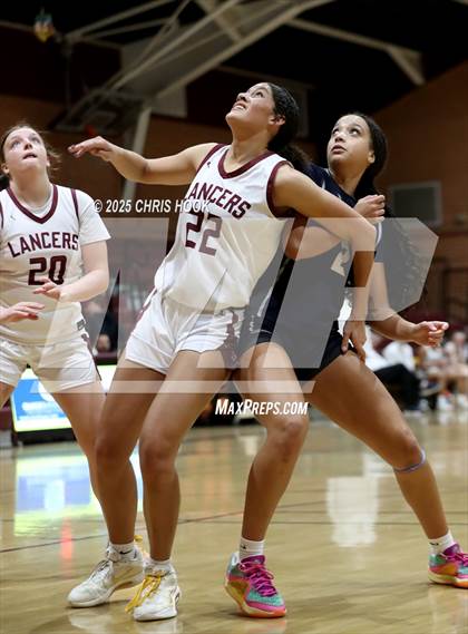 Thumbnail 2 in Pinnacle vs Salpointe Catholic (Salpointe Cactus Clash) photogallery.