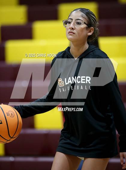 Thumbnail 2 in Pinnacle vs Salpointe Catholic (Salpointe Cactus Clash) photogallery.