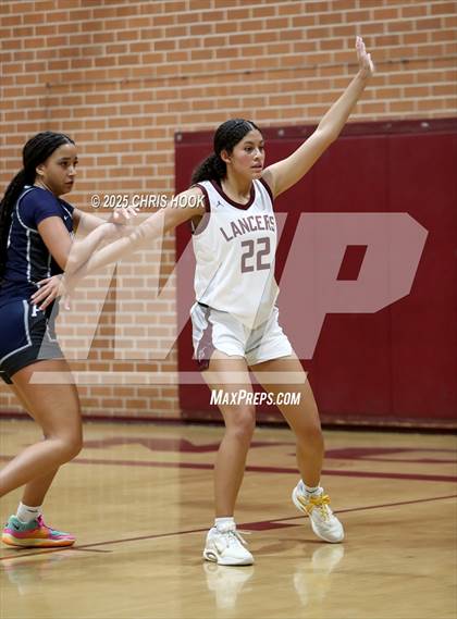 Thumbnail 2 in Pinnacle vs Salpointe Catholic (Salpointe Cactus Clash) photogallery.