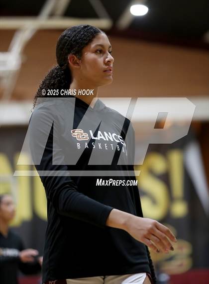 Thumbnail 2 in Pinnacle vs Salpointe Catholic (Salpointe Cactus Clash) photogallery.