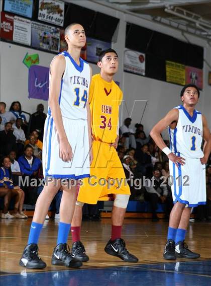 Thumbnail 1 in Cantwell-Sacred Heart vs. St. Bernard photogallery.