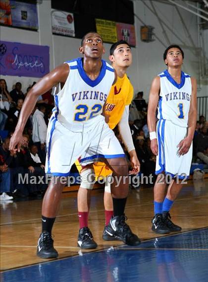 Thumbnail 1 in Cantwell-Sacred Heart vs. St. Bernard photogallery.