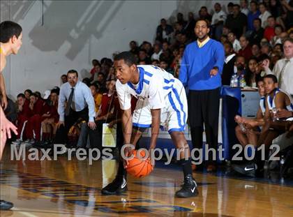 Thumbnail 1 in Cantwell-Sacred Heart vs. St. Bernard photogallery.