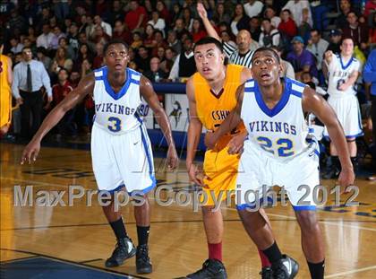 Thumbnail 3 in Cantwell-Sacred Heart vs. St. Bernard photogallery.