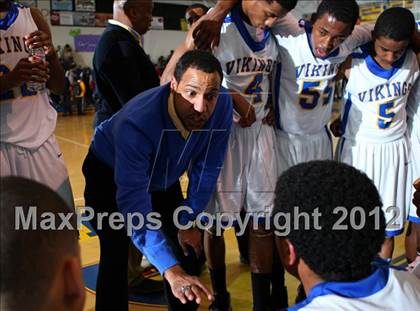 Thumbnail 1 in Cantwell-Sacred Heart vs. St. Bernard photogallery.
