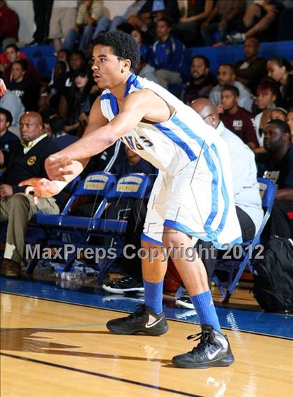 Thumbnail 1 in Cantwell-Sacred Heart vs. St. Bernard photogallery.