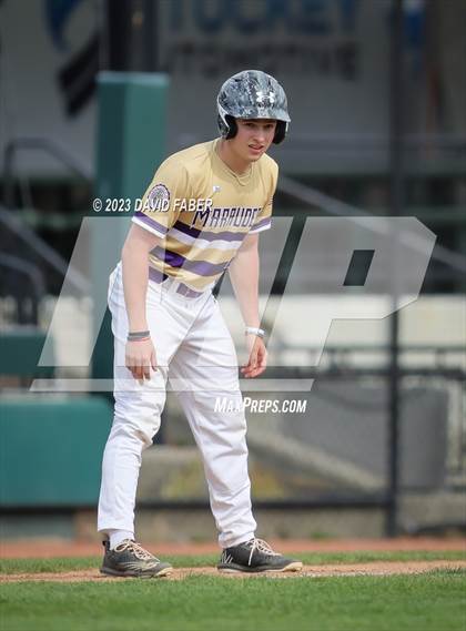 Thumbnail 2 in Bishop Guilfoyle vs. Central photogallery.
